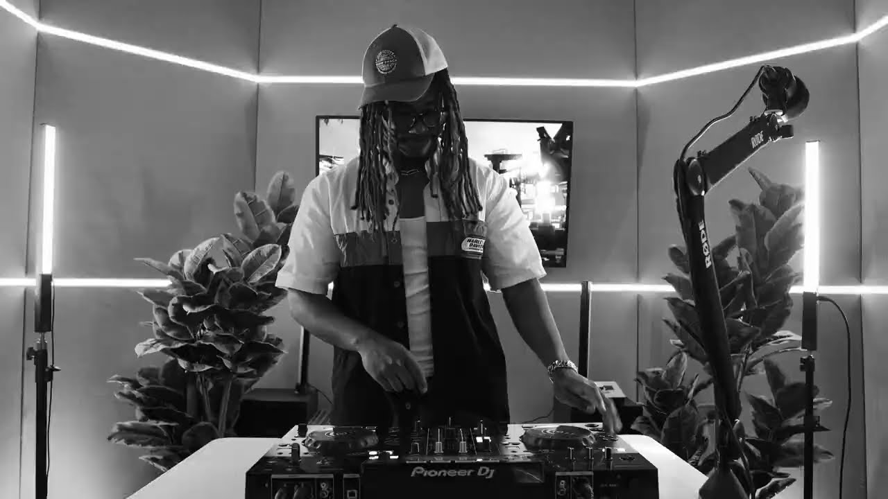 club santana 001 — mayce tomlin dj set