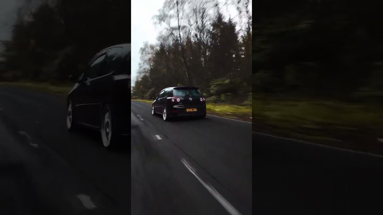 Golf MK5 R32 Exhaust Sound and Flames 🔥😎 #vwgolf #golfr32 #golf5 @craigyyboi @lmtve_