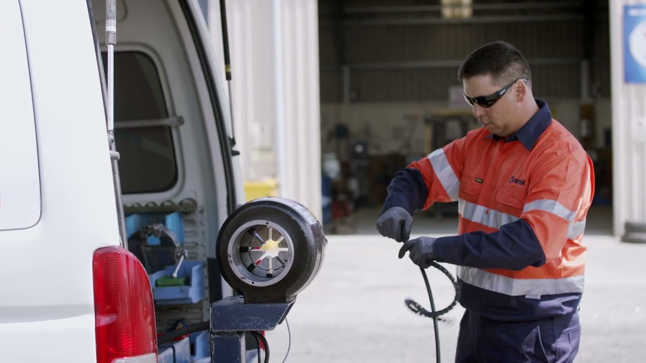 Pirtek Mobile Service Units, Technicians and Products