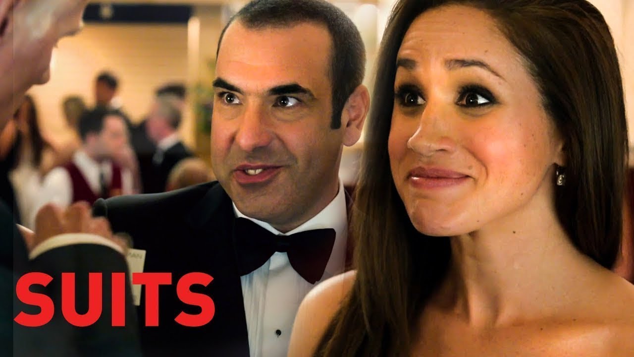 Rachel Zane trabaja con Louis Litt en su Primer Caso como Asociada | Suits: La Ley de los Audaces