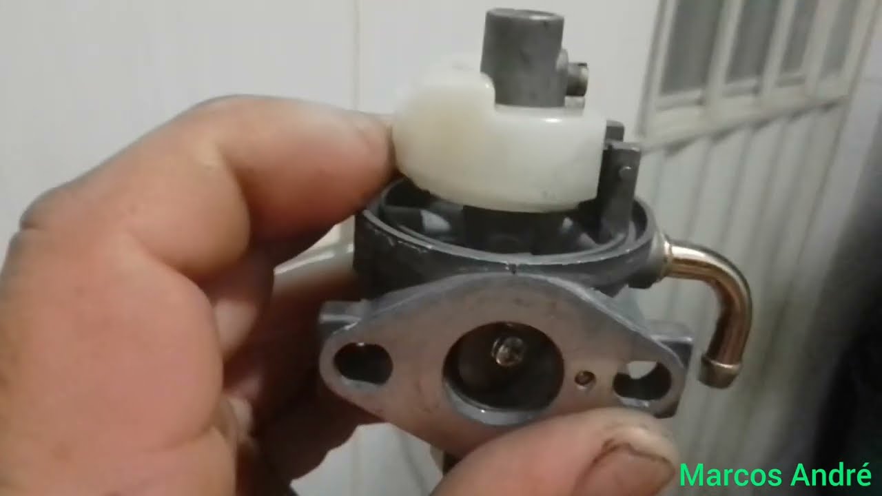 caborador do gerador vazando gasolina