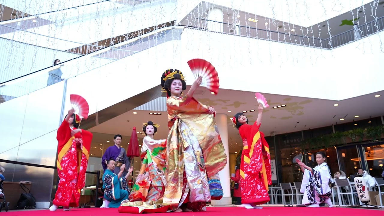 美桜座 お江戸和装行列 花魁道中ショー
