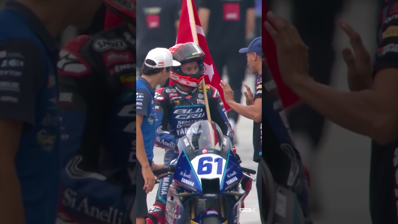 Toprak Razgatlioglu congratulates Can Oncu ✨ | 2025 #AragonWorldSBK 🇪🇸