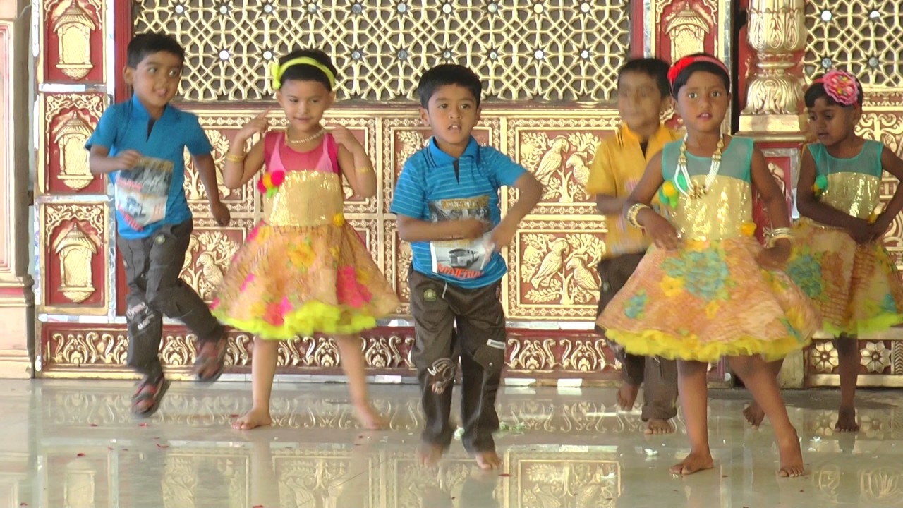 Zingat - HD English Medium School Gathering Dance - 2016-17