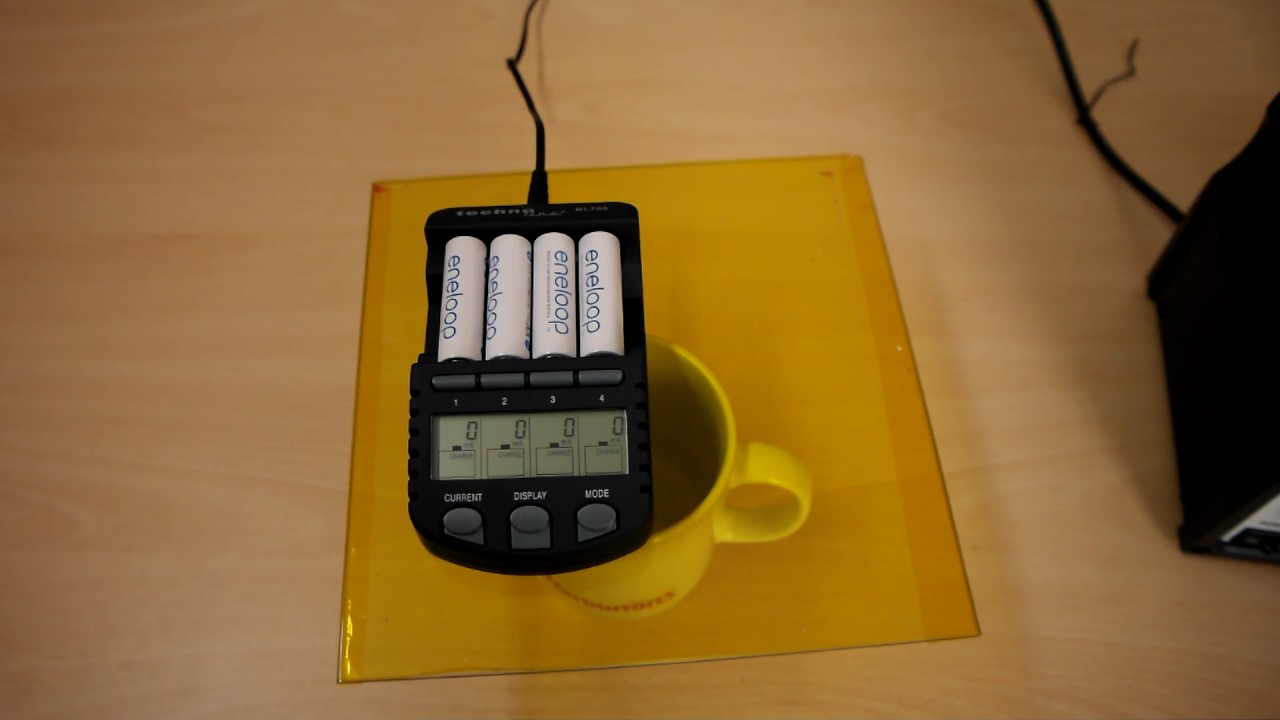 Technoline BL700N Battery Charger vs Youshiko YC4000 - Overheating Detection