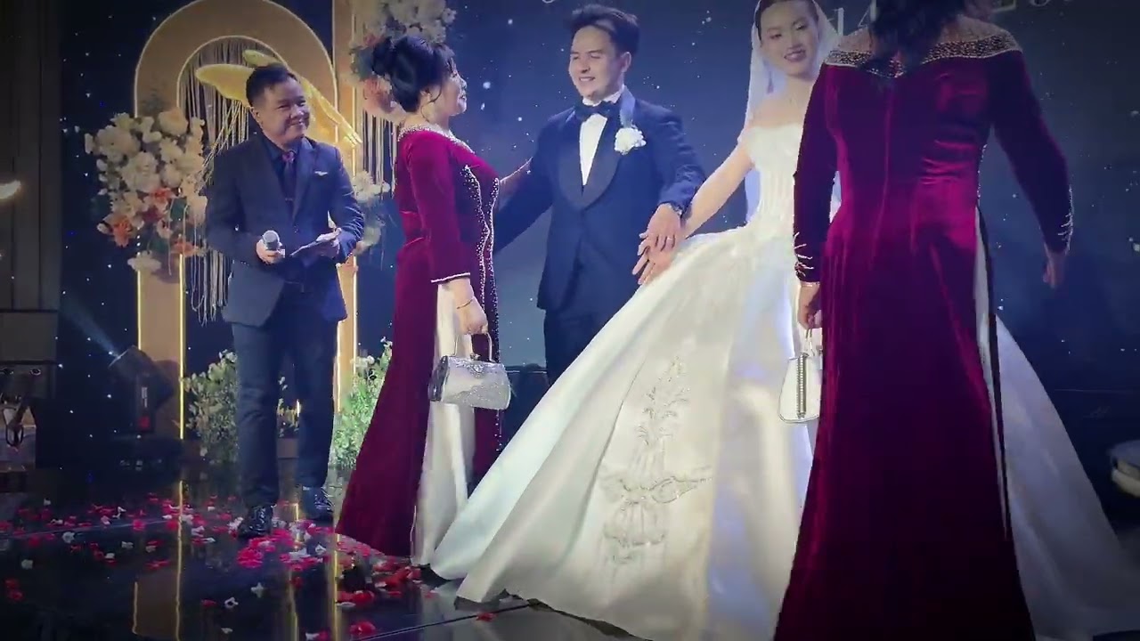 Đám Cưới con gái của anh bạn. Chúc mừng đám cưới 2 cháu Trăm năm hạnh phúc...
