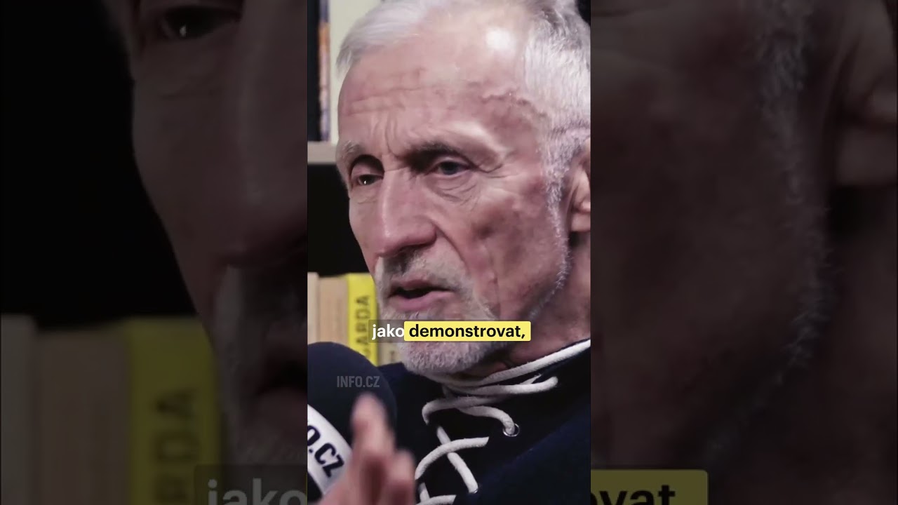 Topol&aacute;nek ostře do Chvilek: Byl to mor&aacute;ln&iacute; k&yacute;č! Demonstrace měly b&yacute;t teď #Justice