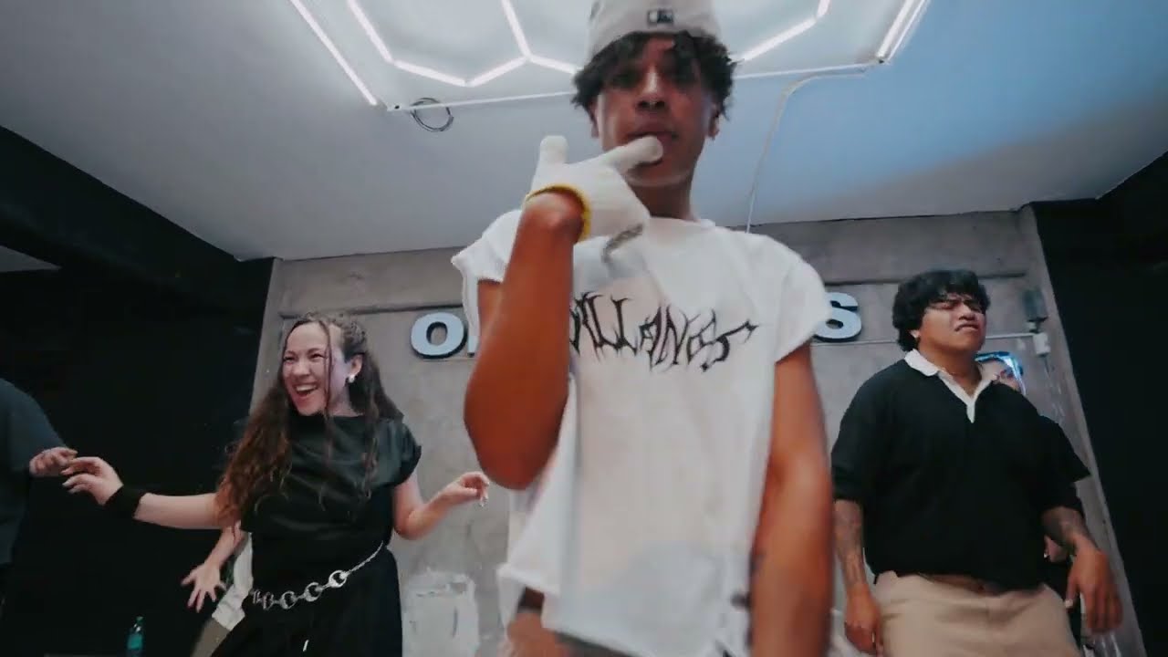 NUEVA YOL @BadBunnyPR  CHOREOGRAPHY BY: AFRO YEBRA @originalsmx5834 