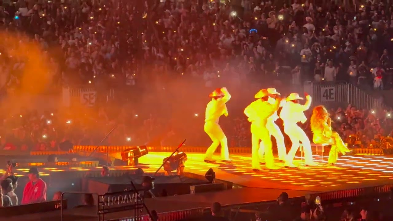YAYA / Why Don't You Love Me - Beyonce - Cowboy Carter Tour - Chicago - 5/15/25