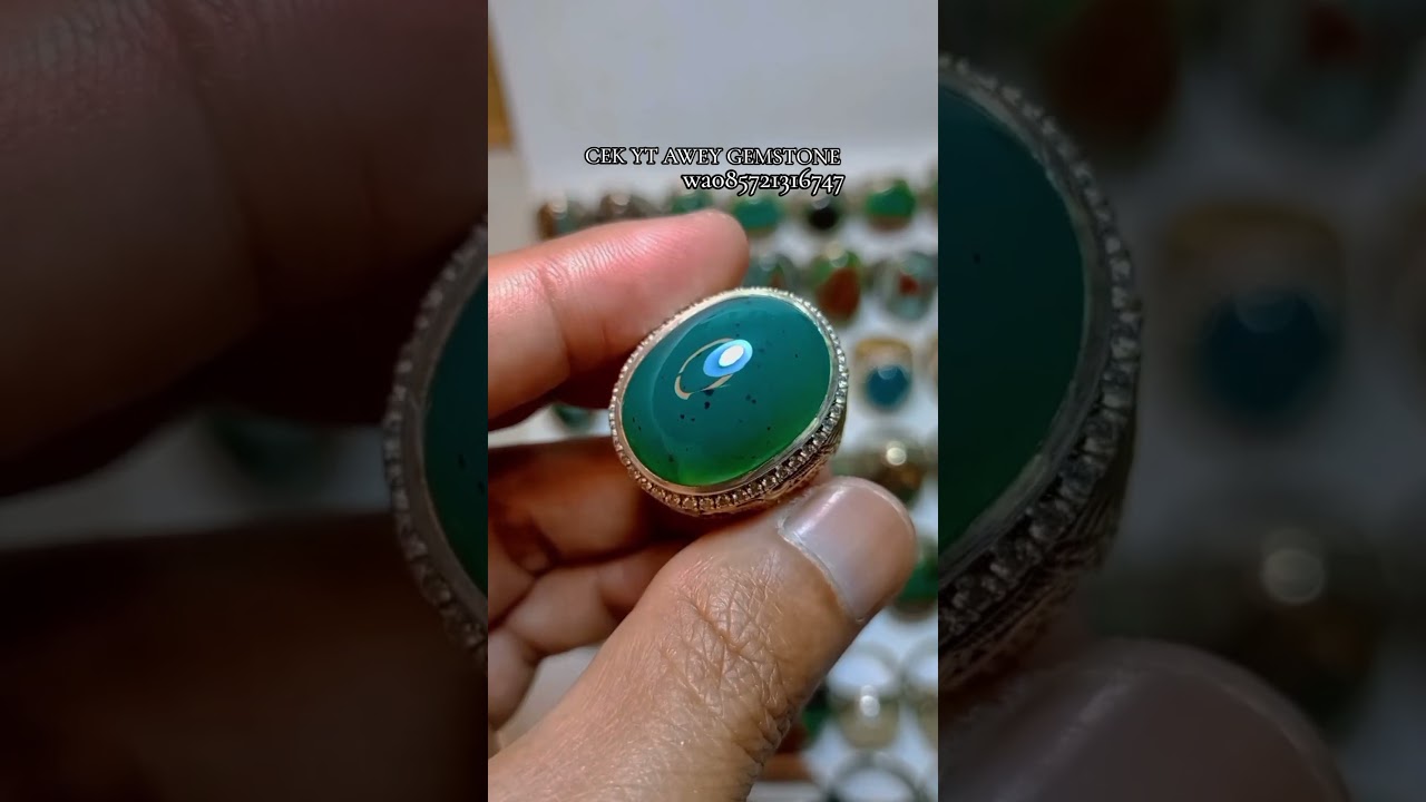 Batu akik ijo garut #batuakik #gemstone #ijogarut #jewelry #pancawarna #fyp #fypシ゚ #aweygemstone