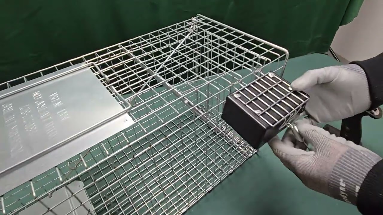 Установка дистанционного спускового механизма модели RC200 на дверцу стандартной ловушки Tomahawk...