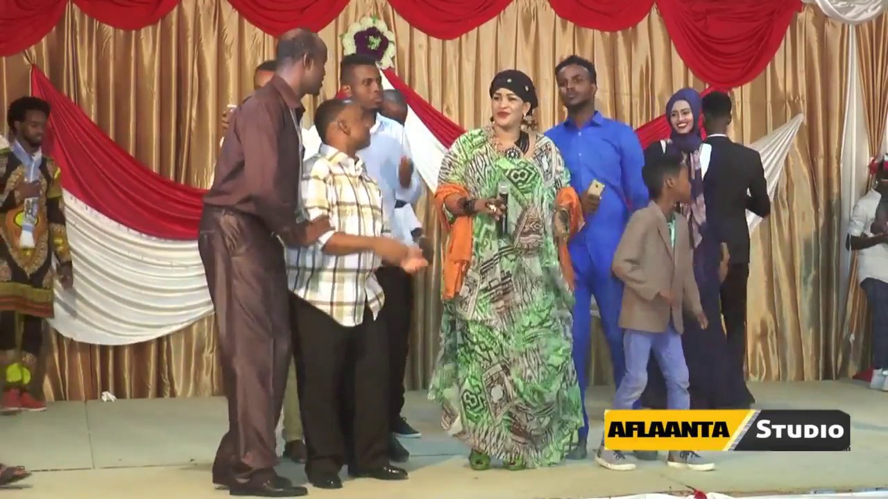 YURUB GEENYO INTAAN USHUB DHIIG LAHAA SHOWGII MUQDISHO LIVE 2017