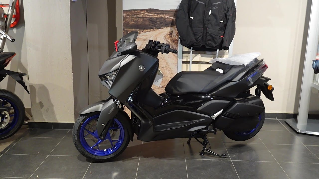 YAMAHA XMAX 300 2025 UNBOXING