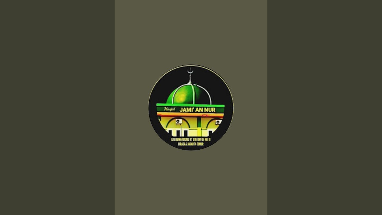 Sholat tarawih di masjid Annur malam ke 17