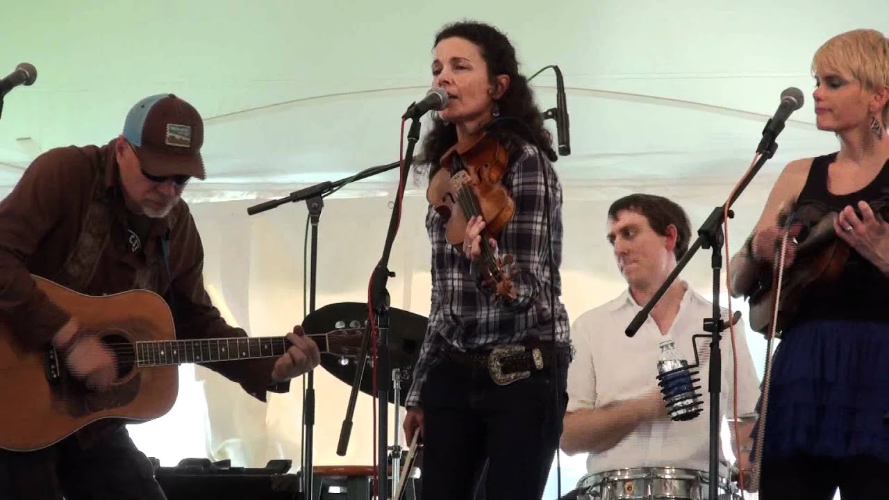 Tara Nevins & Friends - Beauty of Days Gone By - (Tribute to Levon Helm)