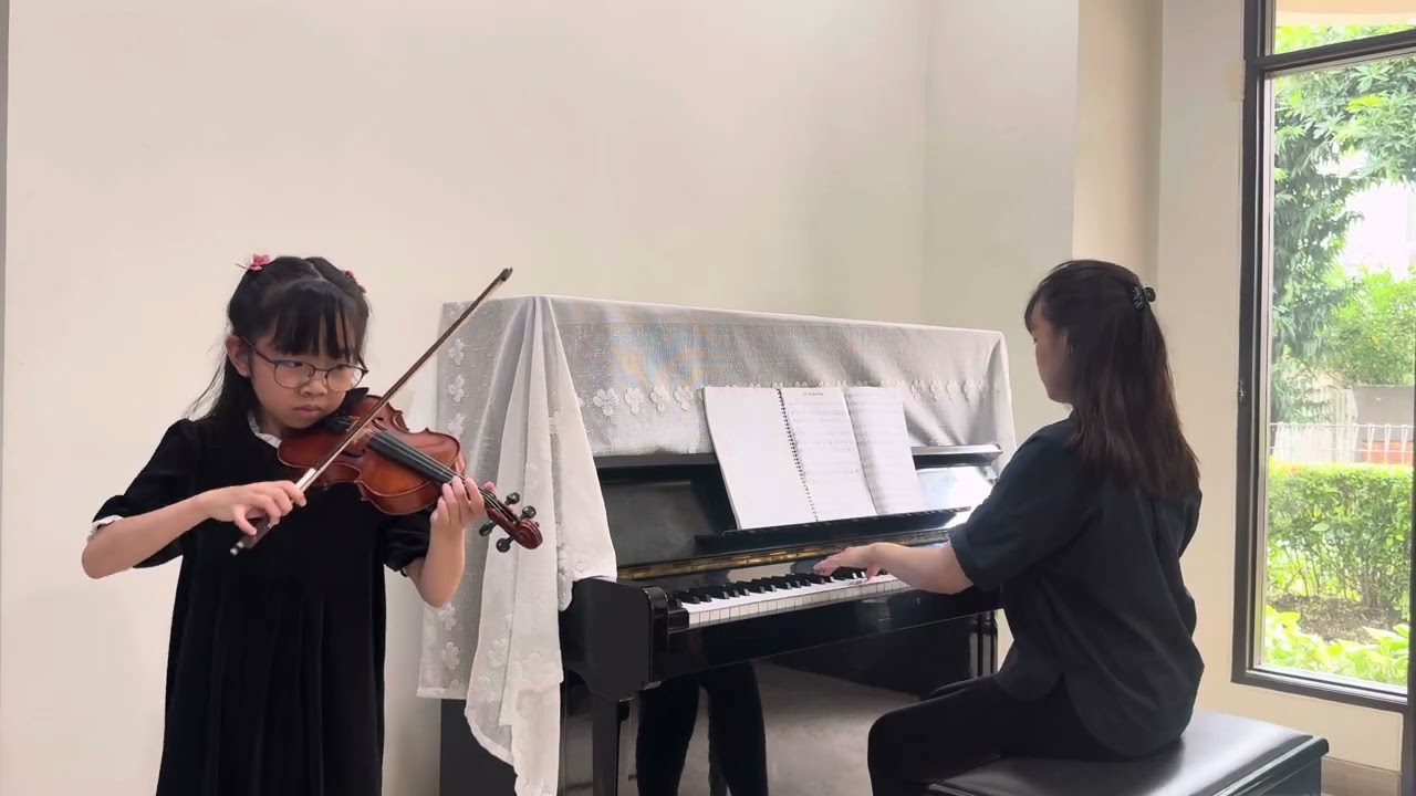 Fiddle Time, Olivia Suroto, Free Group B