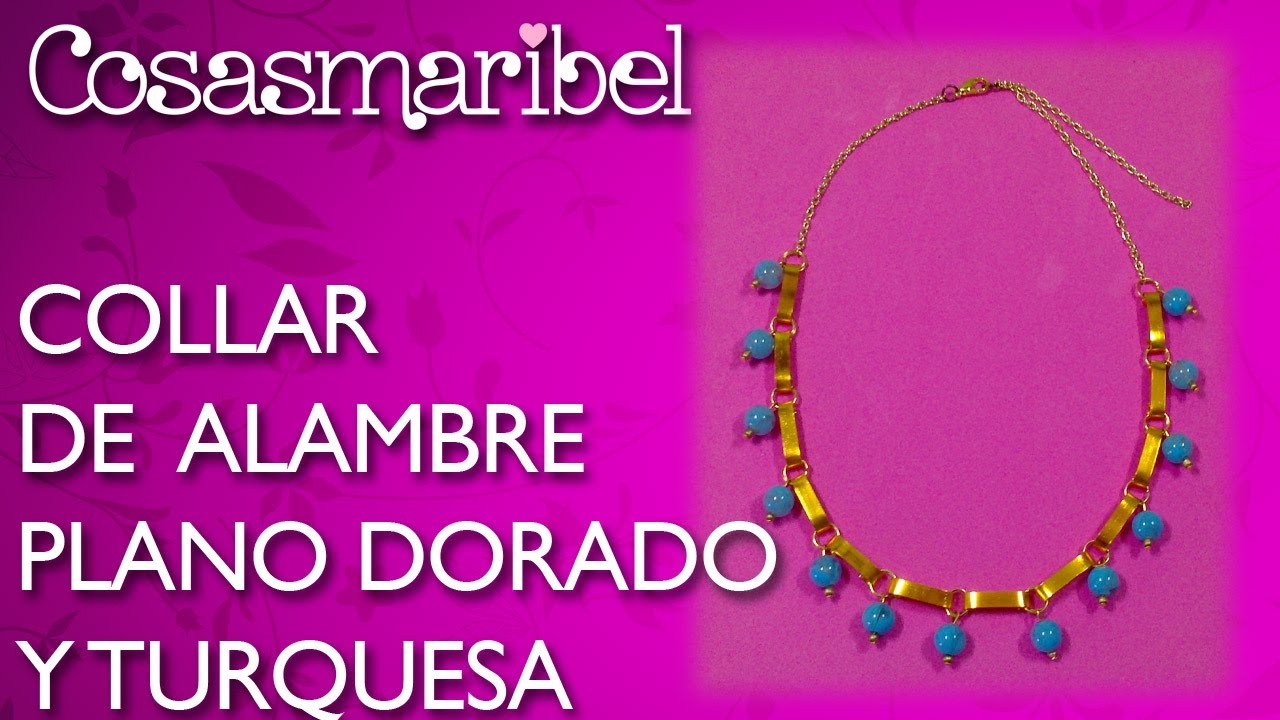 Collar de alambre plano dorado y turquesa.