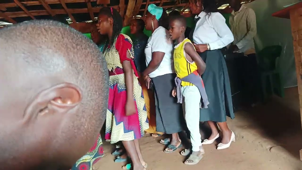 IGREJA UNIÃO EM CRISTO TEMPO DE DEUS JOVENS TÍTULO, JESUS FAMBA NENI .