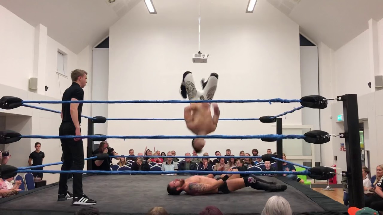 Pro Wrestling Scotland Daz Black vs Stevie Xavier 13/9/19