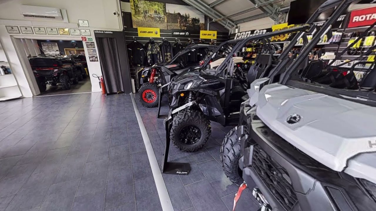 QUADMOTO CENTRUM showroom 2021