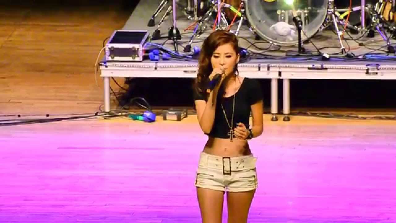 藝起街招演唱會 - 曼青│龍捲風+羅小白 16/20