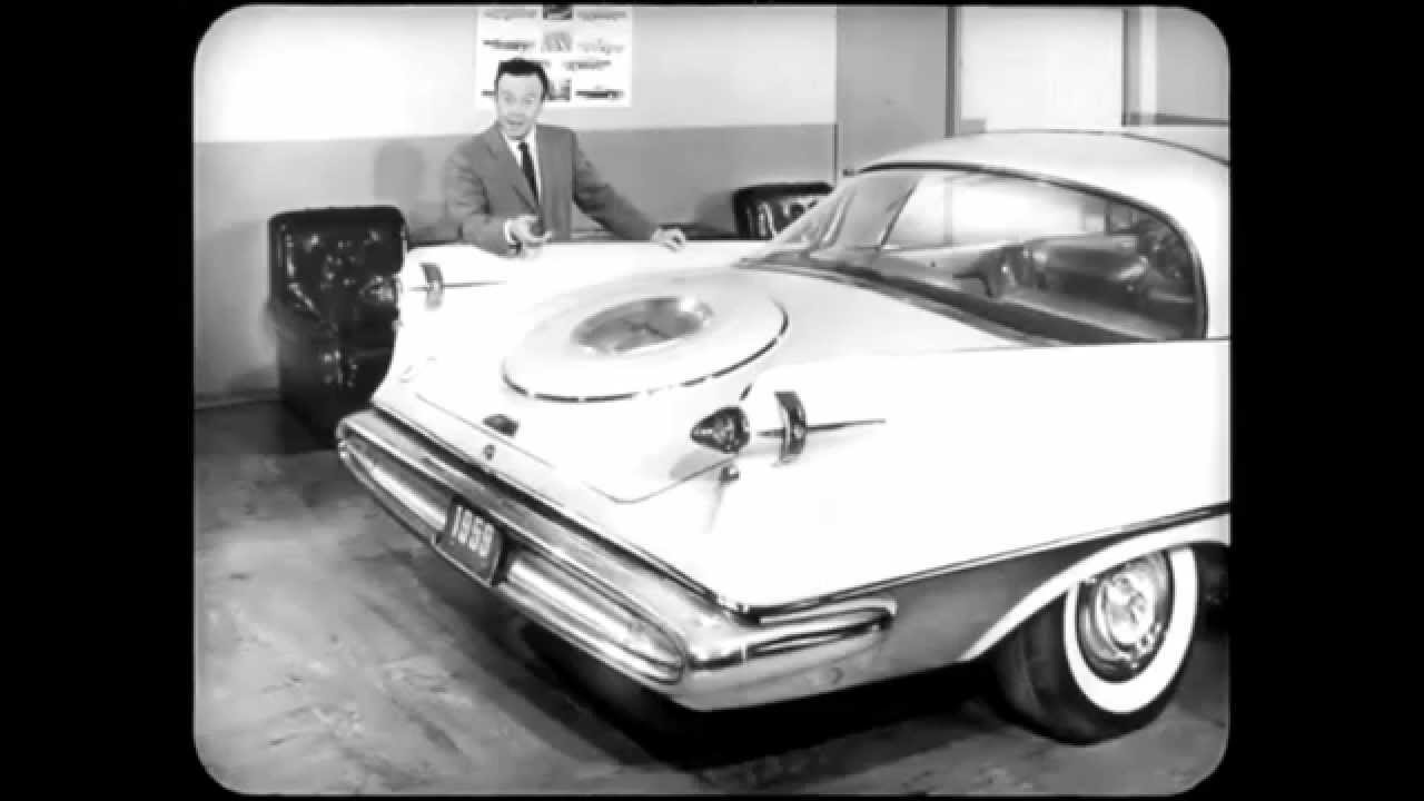 Фильм-сравнение Imperial и Lincoln 1959 года. Рекламный ролик дилера.