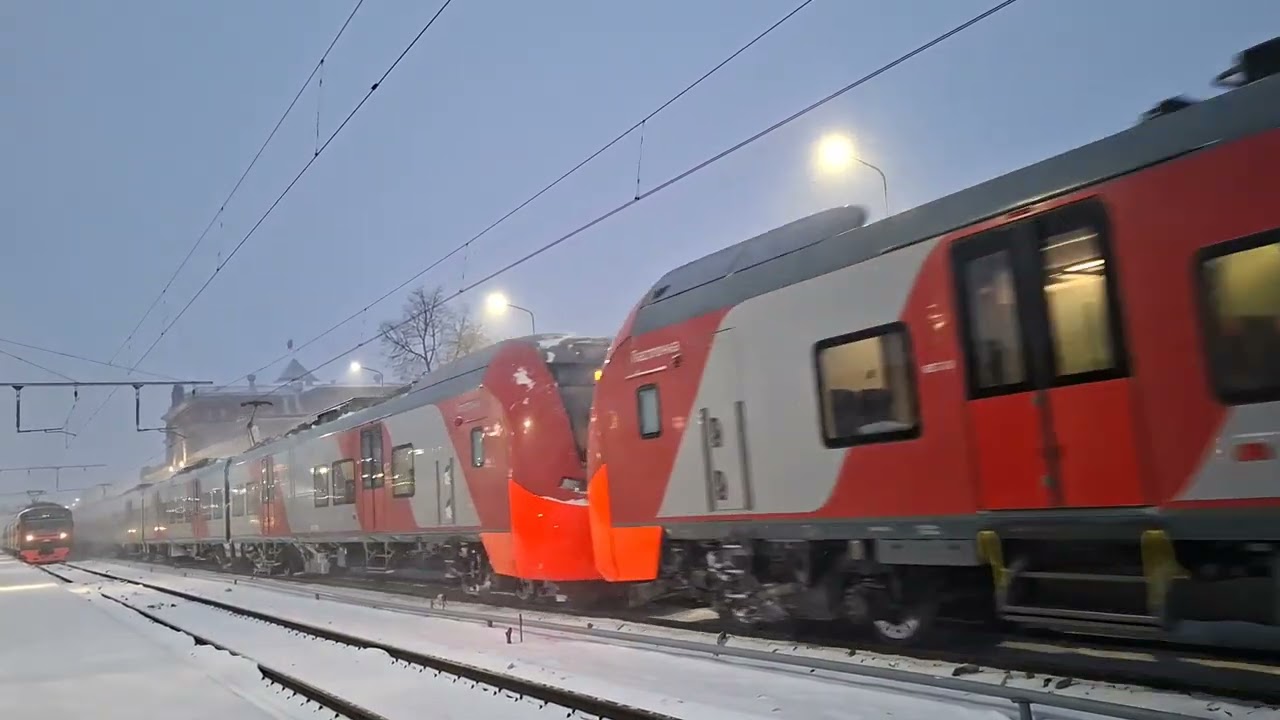 Суперэлектричка ЭС1П-010/ЭС2Г-096 (ТЧ-96) со скоростным поездом Ласточка 726Щ Курск-Москва