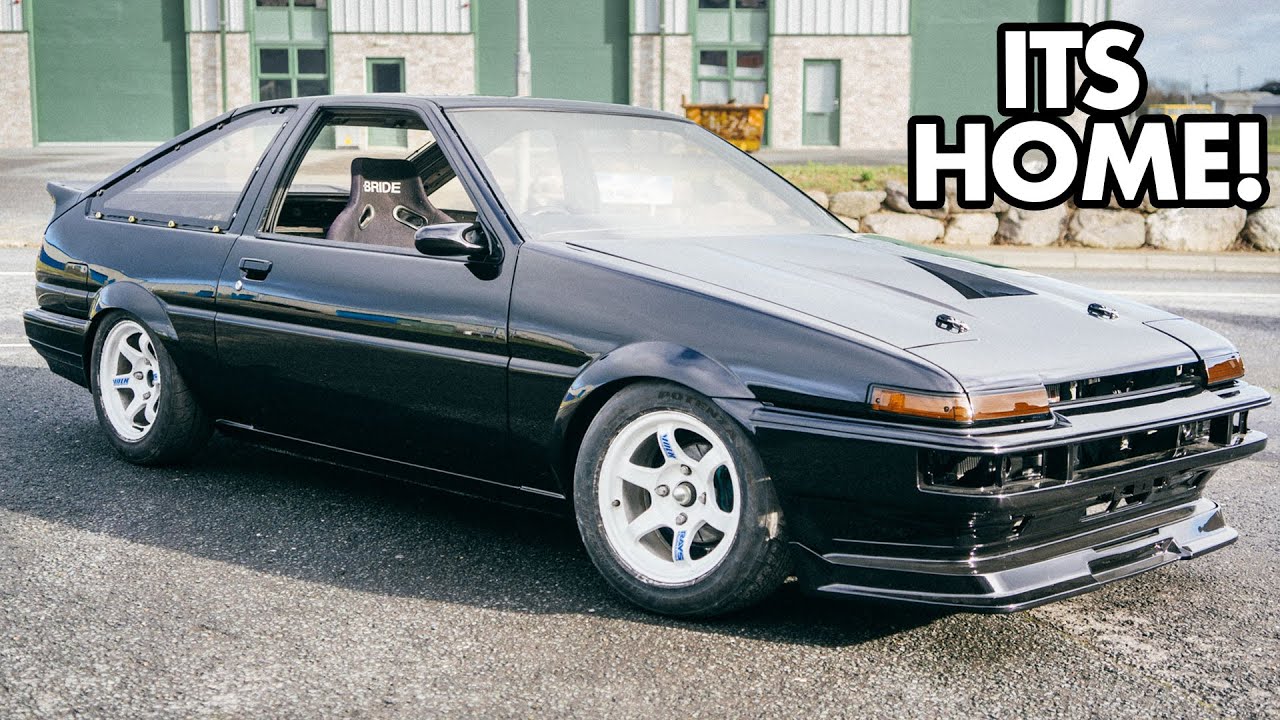AE86 возвращается домой после покраски! Гонка близка к финишу.