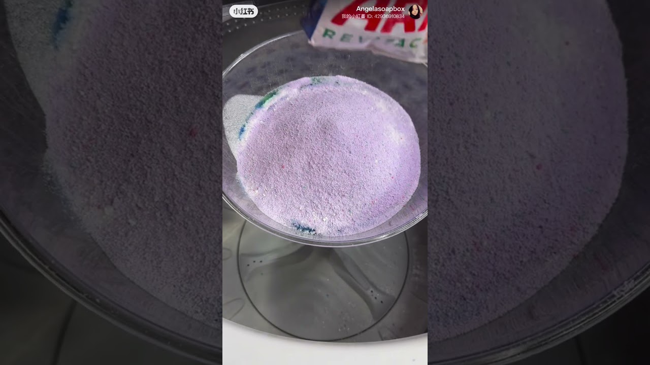 Liquid first paste this smelt insanely good! Along with some powder play! Using Tide W downy Ariel