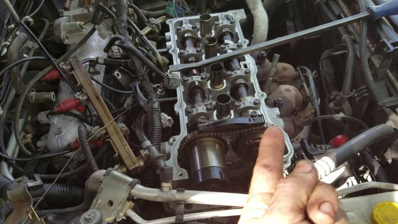 1.8 Nissan Sentra timing chain trick without removing timing cover