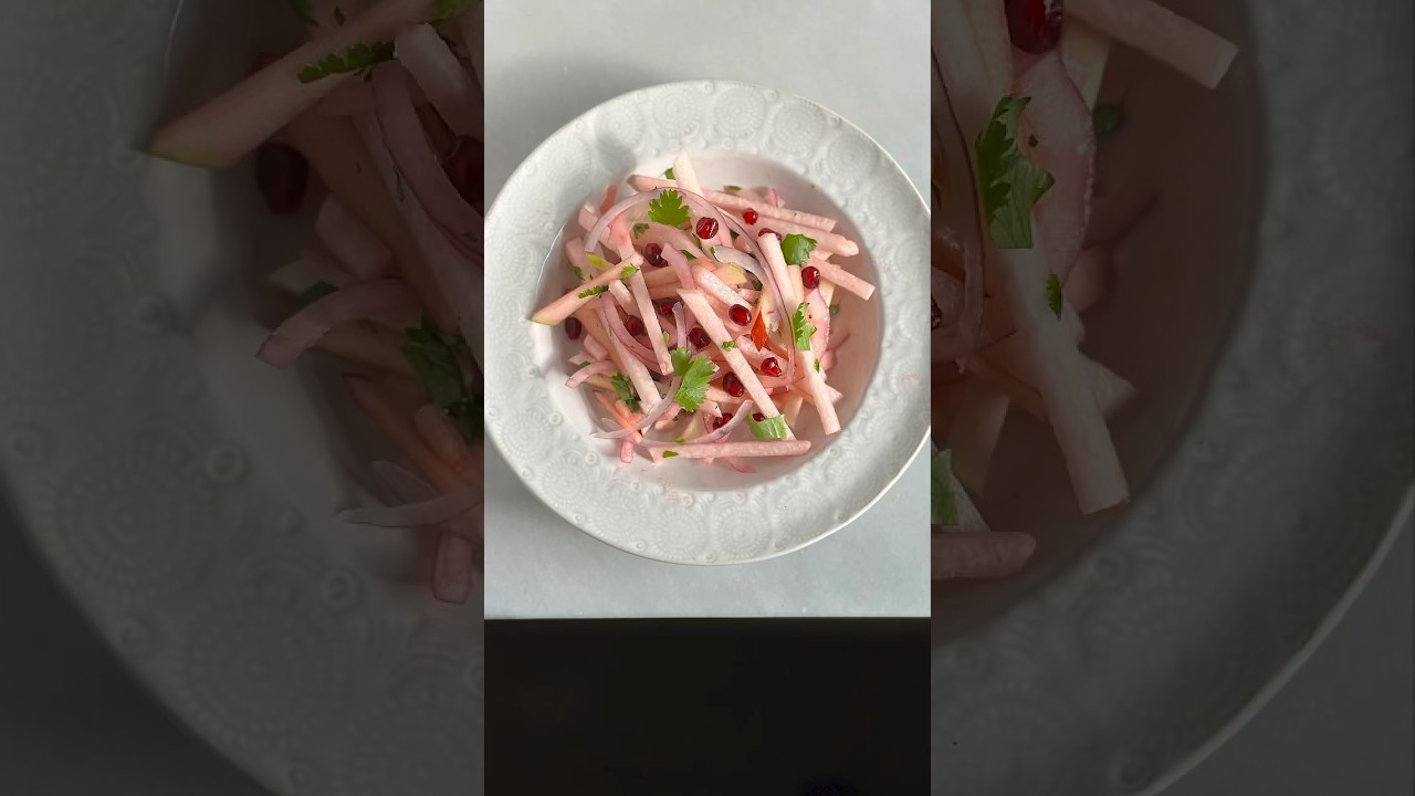 Jicama, Apple and Pomegranate Slaw