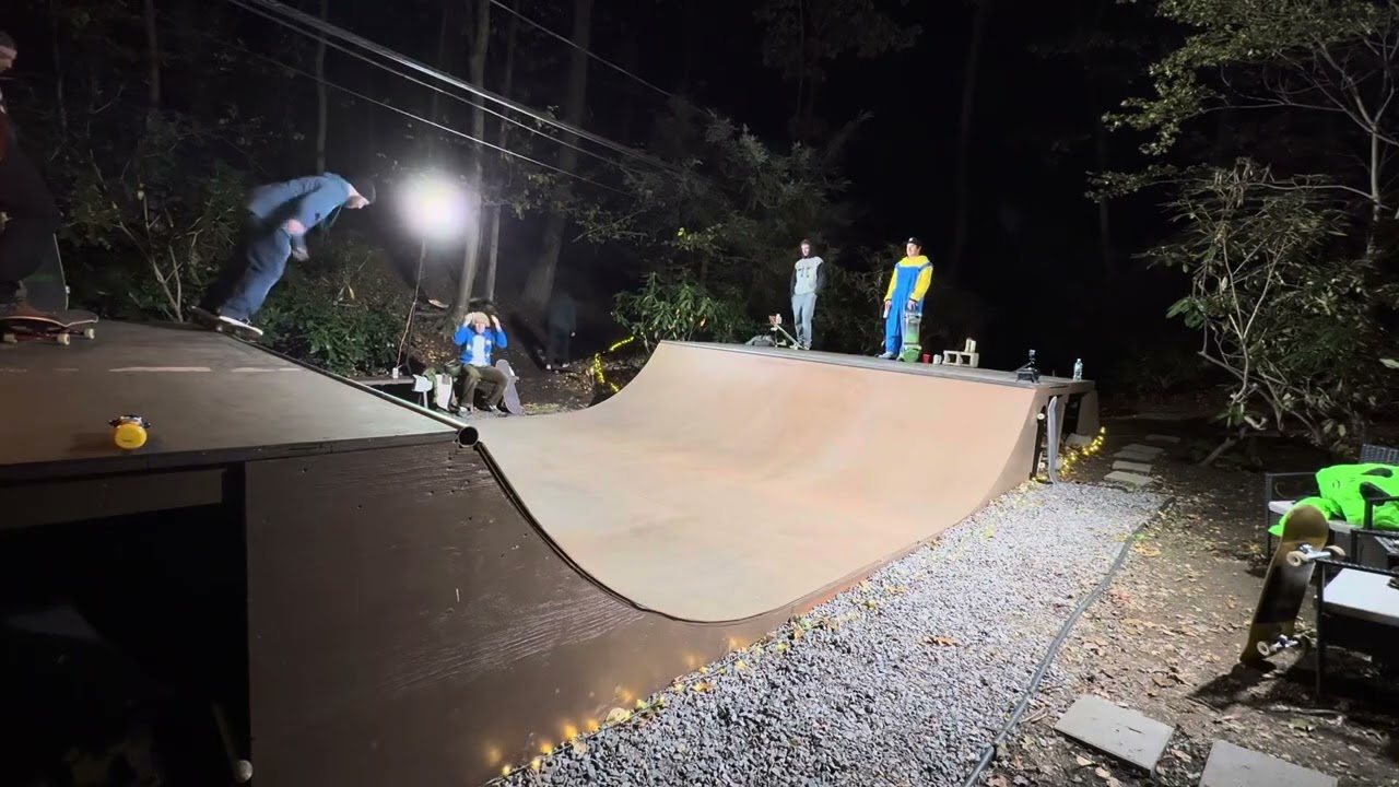 Halloween Backyard Miniramp! 