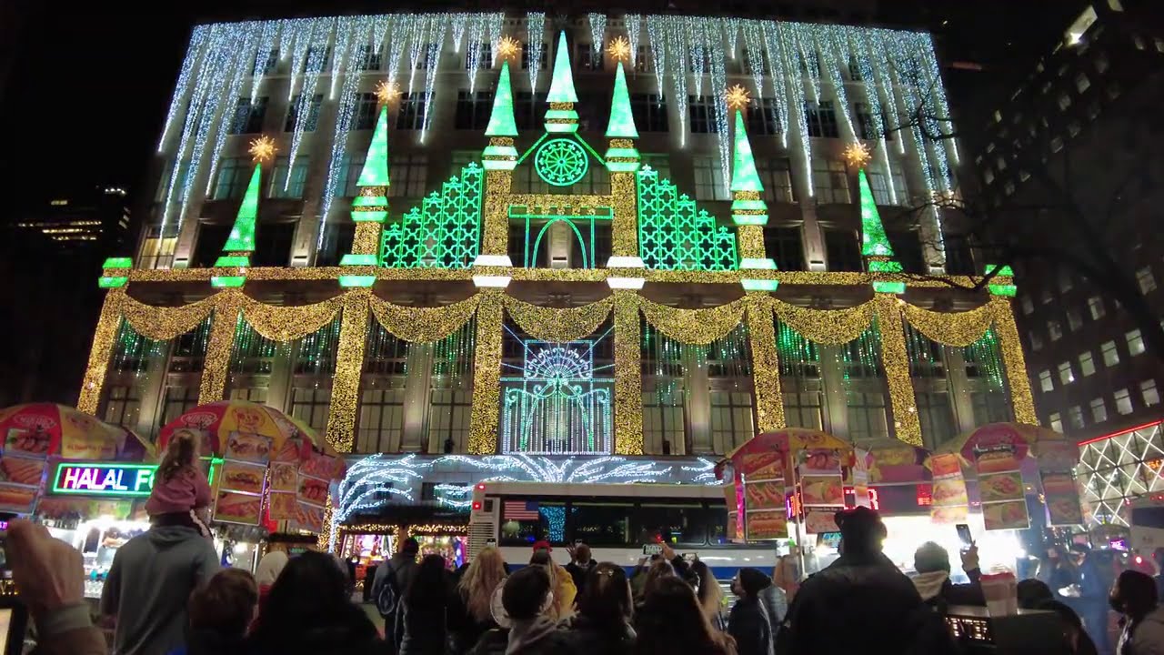 Saks Fifth Avenue Holiday 2020 Light Show and Windows 