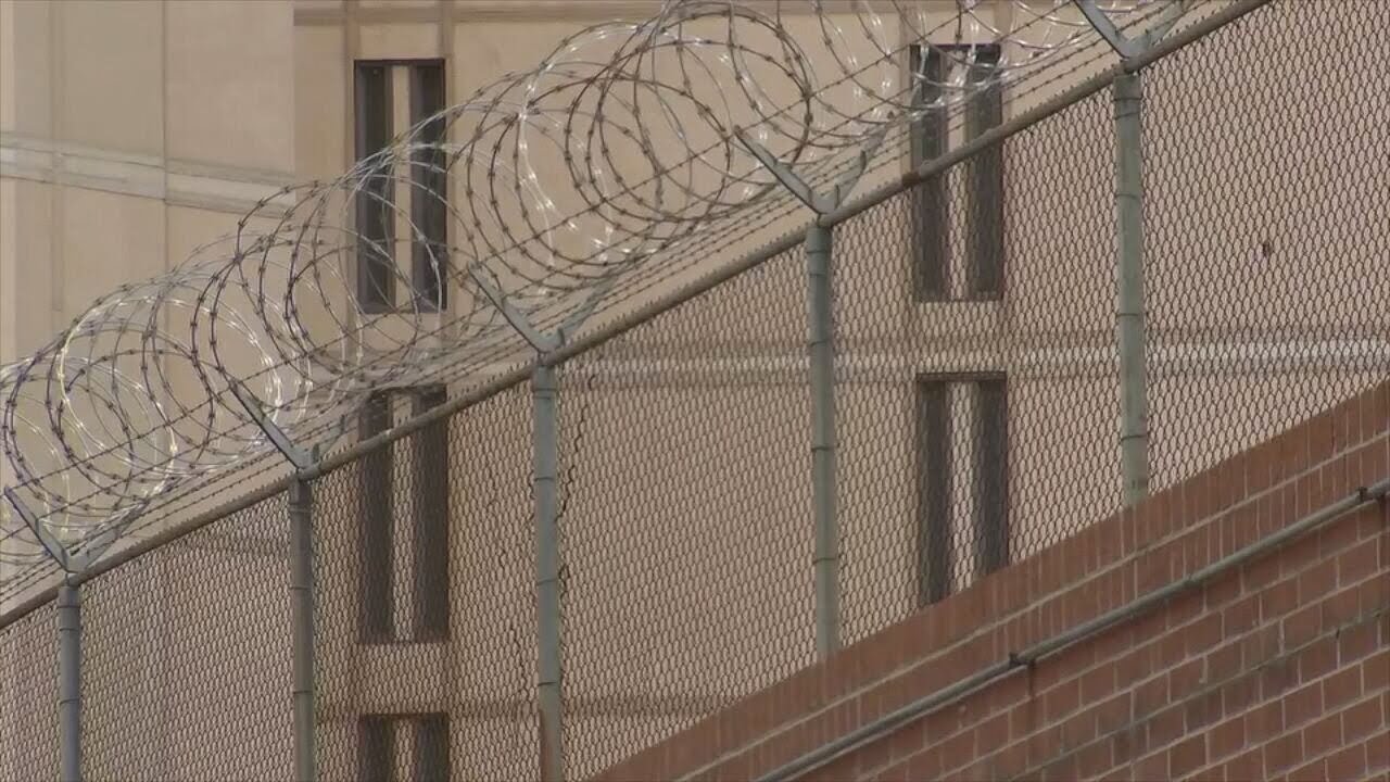 200 inmates, only 1 guard: Fulton County Jail inspector finds dangerous conditions | WSB-TV