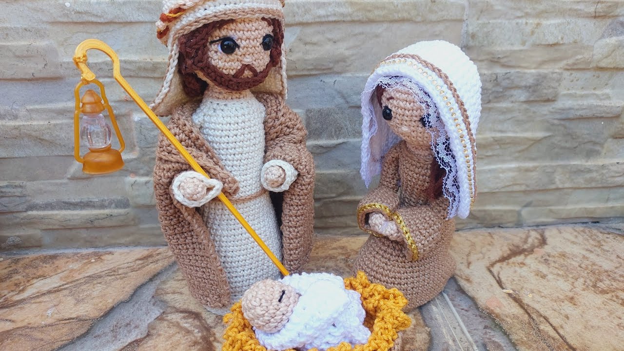 SAGRADA FAMÍLIA EM AMIGURUMI!