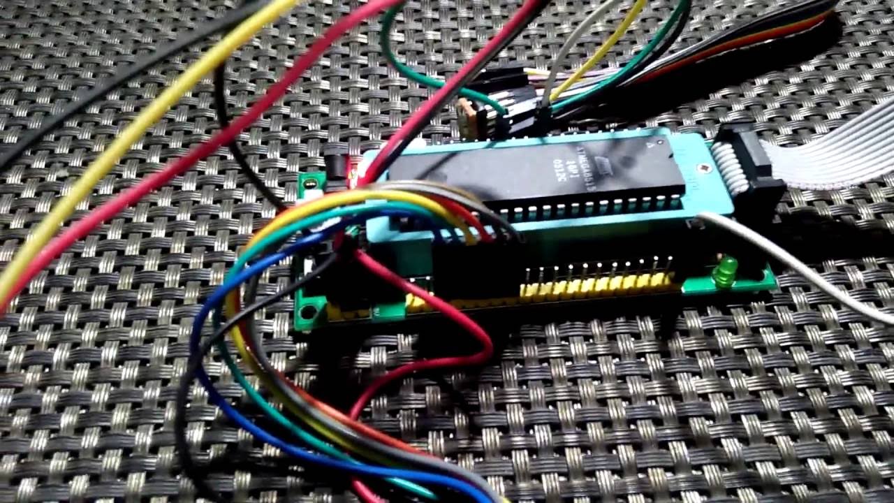 DHT21 Sensor Demo with AVR's Interrupt and Timer