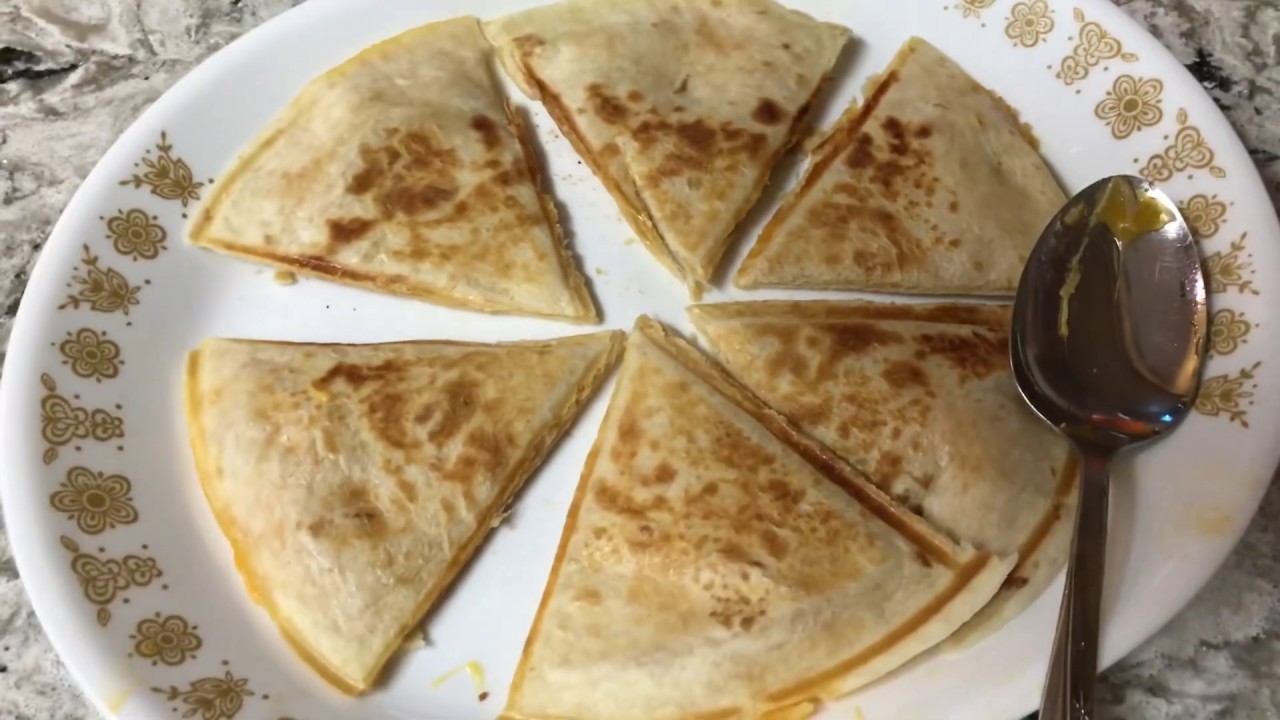 El Paso Chilli company quesadilla maker thrift store find