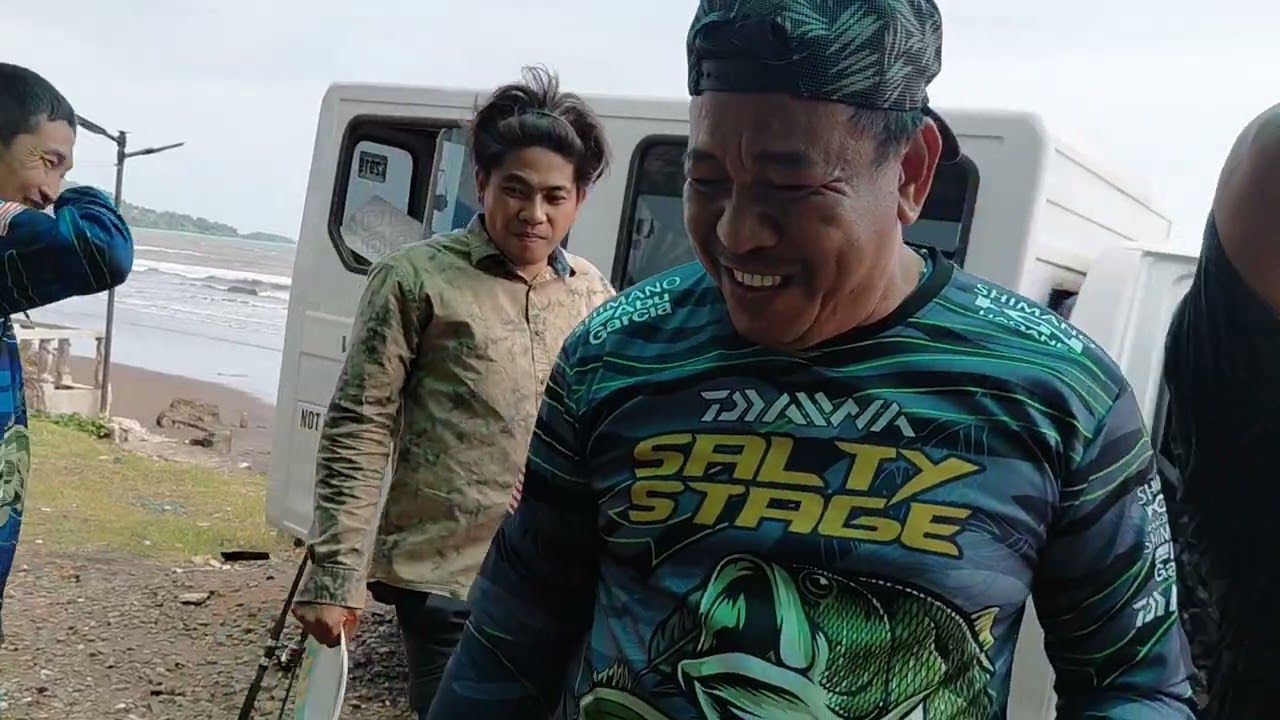 Tanghalian sa tabing Dagat ng mauban