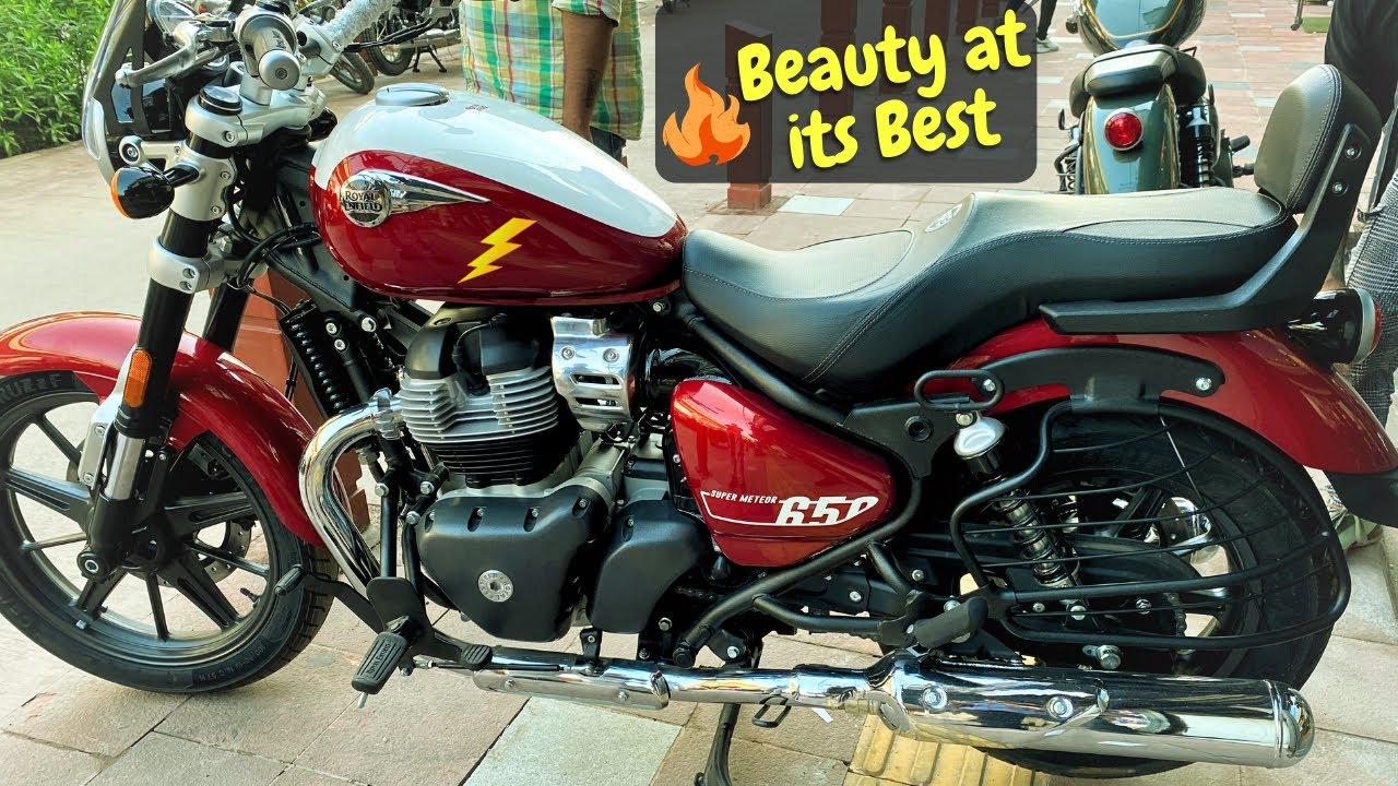 Royal Enfield Super Meteor 650 | Celestial Red Colour | 360 View & Exhaust Sound | 4K 60FPS