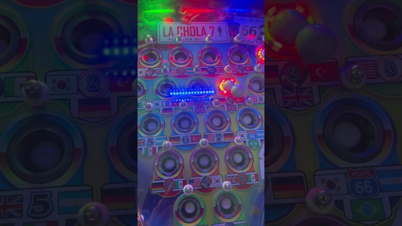 Tlahualiles Sahuayo Michoacán pinball máquina 567 bolas rodillos La Chola 7 12/22/2025 prate 1.