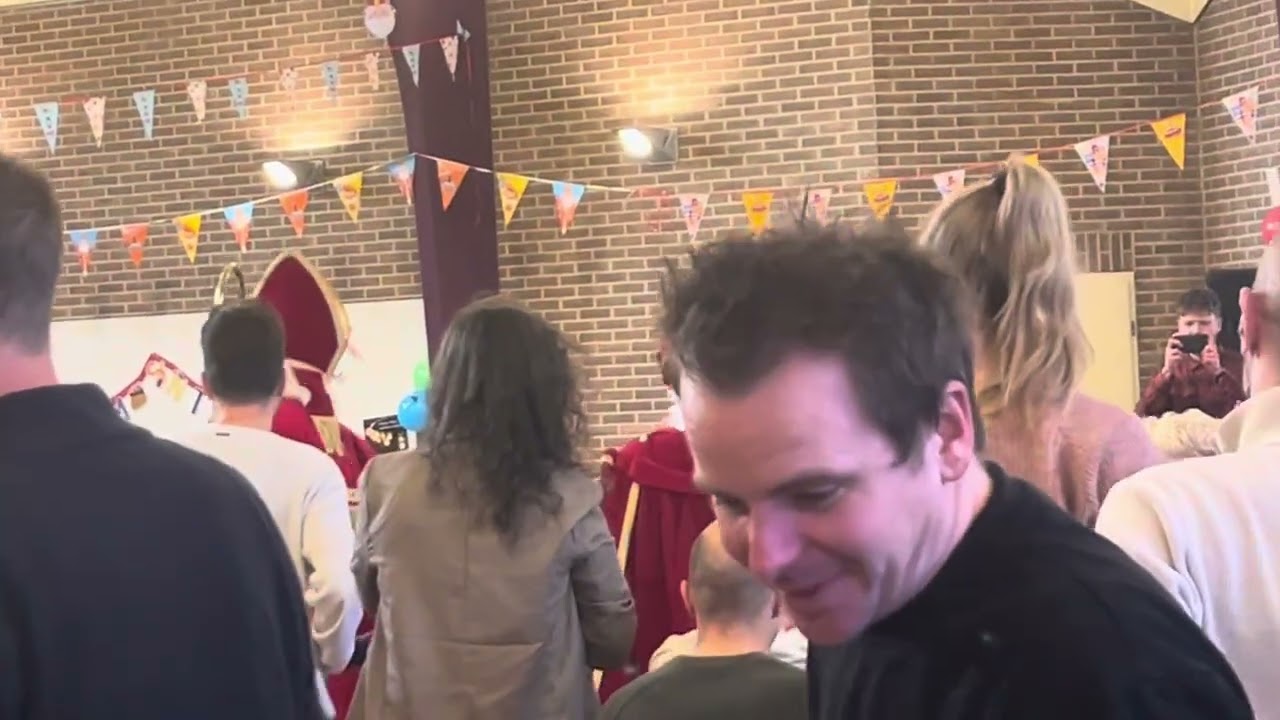 Sinterklaas Komt Maar Binnen Met Je Piet :). #sinterklaas #sinterklaasfeest #sinterklaasliedjes.