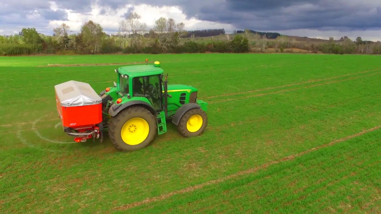 John Deere 7430 + Rauch Axis M 30.2 EMC // Fertilización 2018