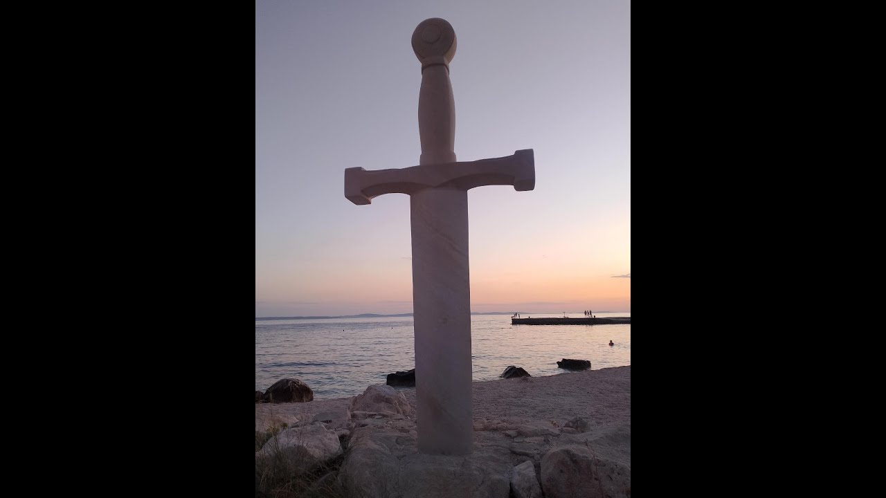 La spada nella roccia a Podstrana e Lucius Artorius Castus: il vero re Artù?