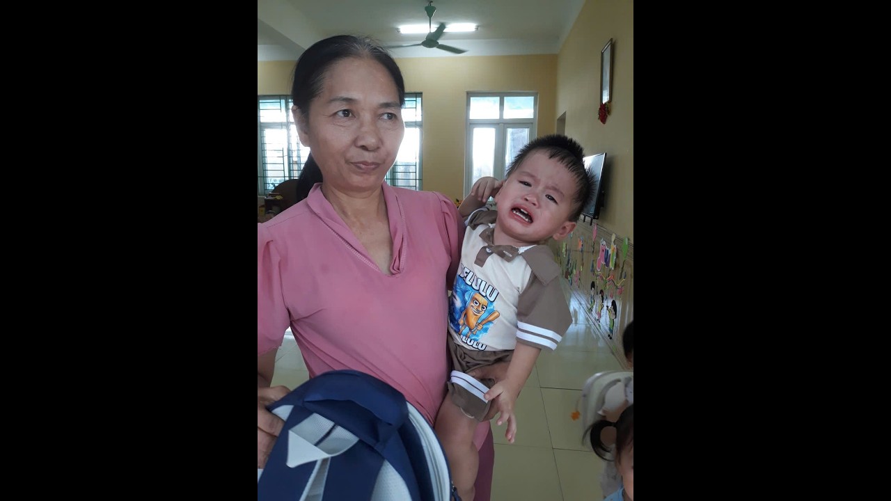 Ngày đầu tiên đi học của Mình này  các Bạn !