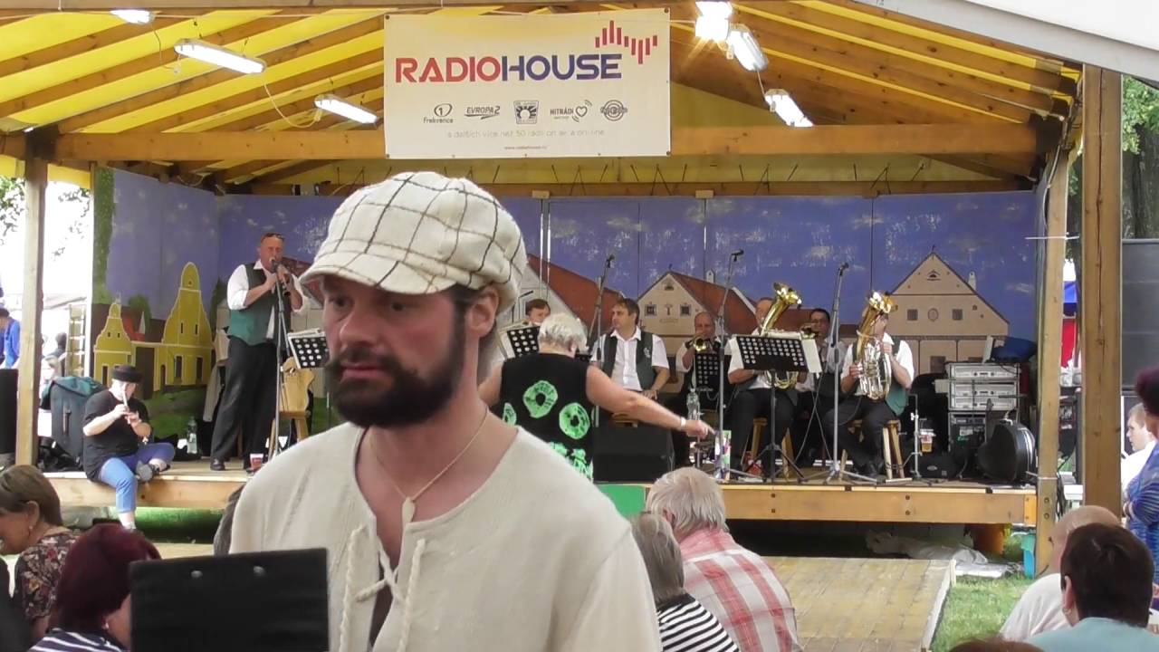 Selske slavnosti Holasovice 2016 Babouci Part 1