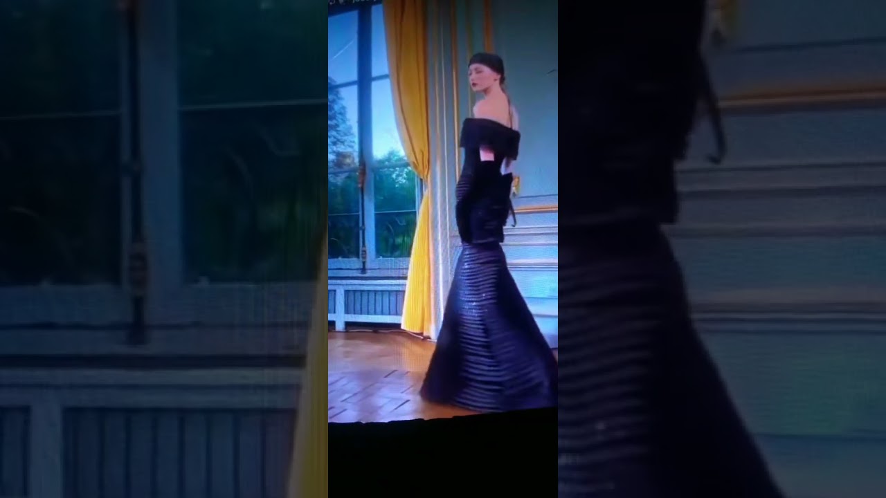 MAYMAY ENTRATA FASHION WEEK PARIS #maymayentrata #parisfashionweek #paris