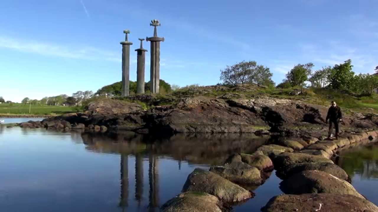 Sverd i Fjell og svaner