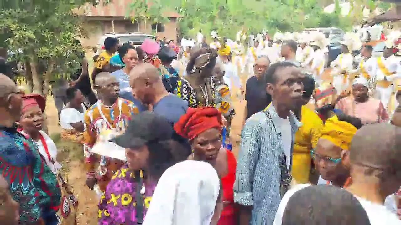 Day3--Late Mrs Joan Uhomoibhi…Procession to Interment @ the family House, Ewatto, Edo State.