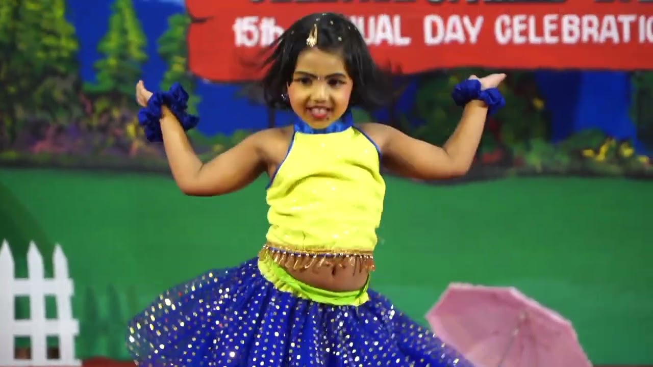 single dance for girls##little kings play school,koyilandy##Iksha