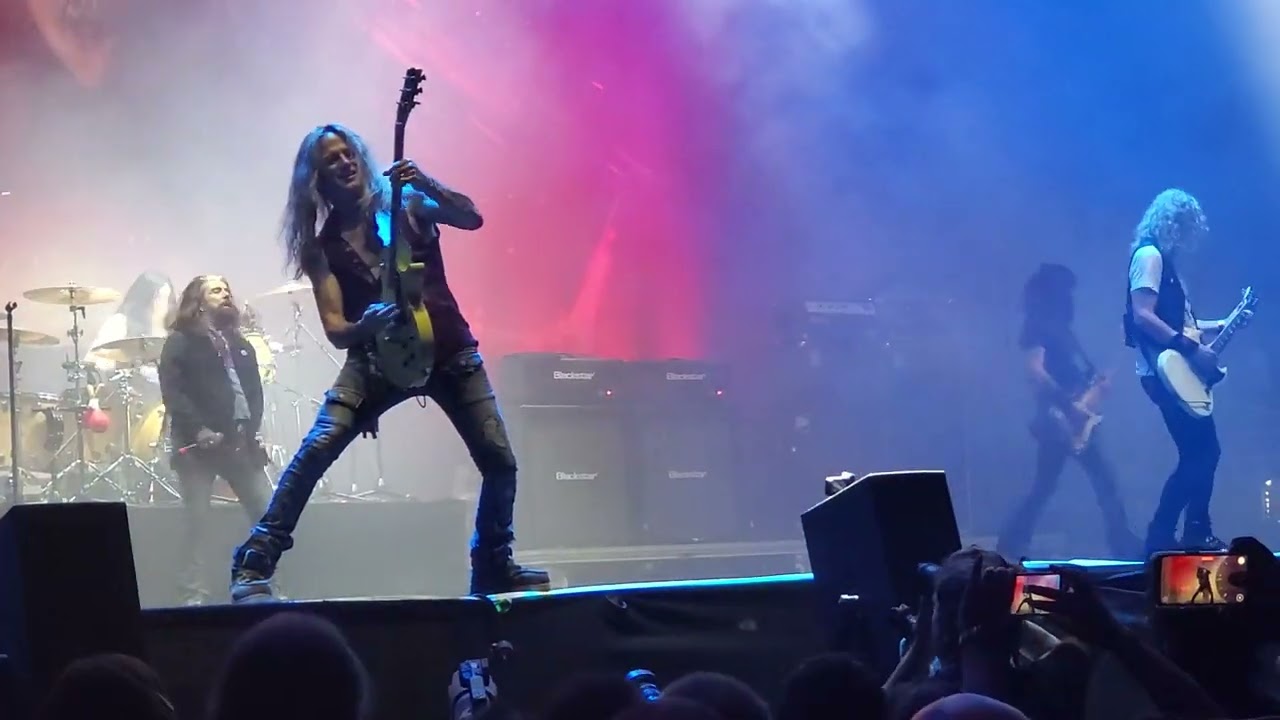 The Dead Daisies - Long Way to Go + Rise Up - Bilbao 2025